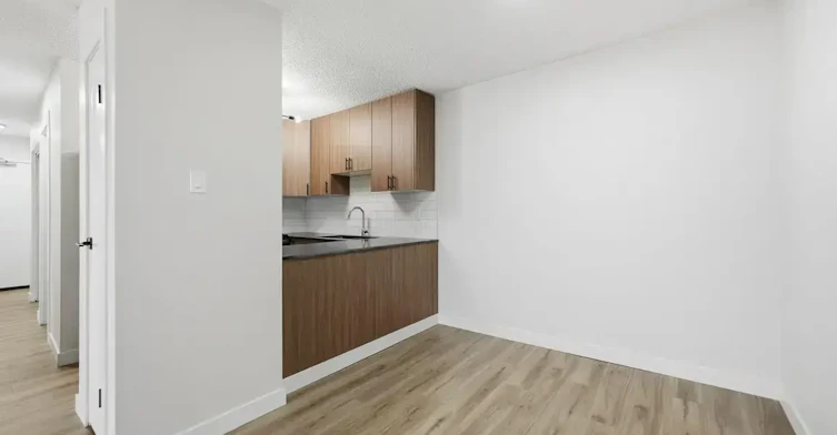 201-232 Pinehouse Drive, Saskatoon, SK, S7K 7Z9 - 7