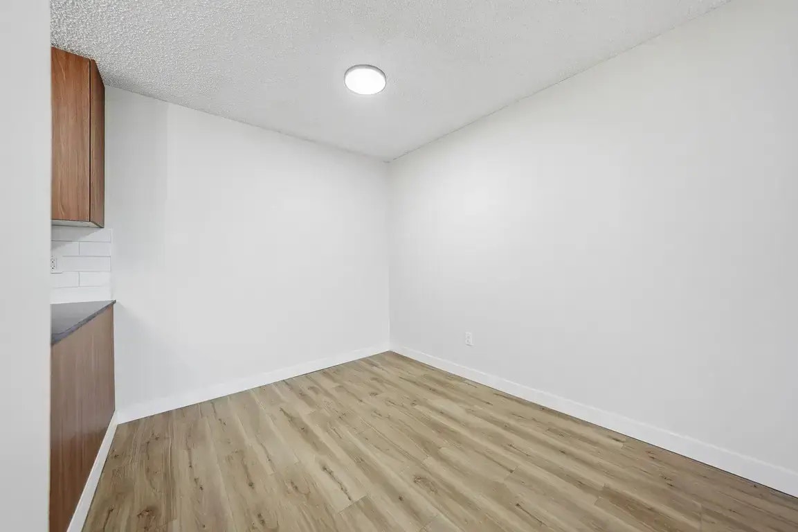 401-232 Pinehouse Drive, Saskatoon, SK, S7K 7Z9 - 8