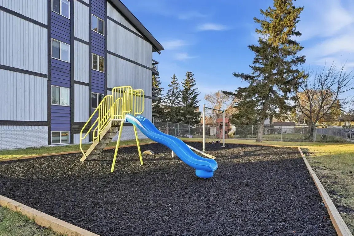 401-232 Pinehouse Drive, Saskatoon, SK, S7K 7Z9 - 3