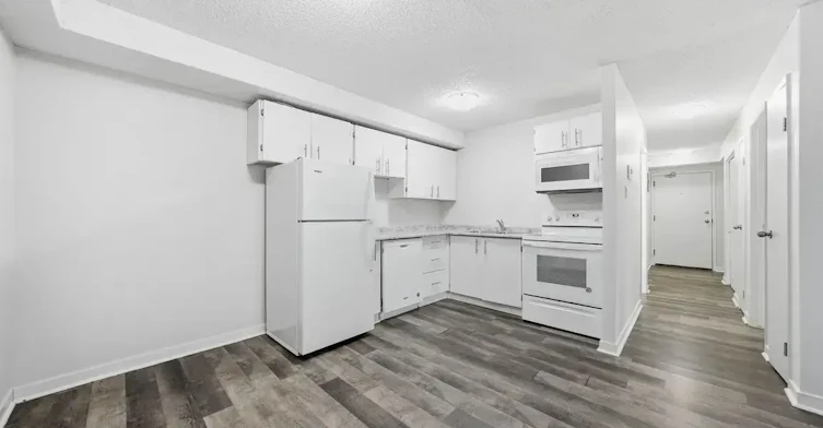 104-232 Pinehouse Drive, Saskatoon, SK, S7K 7Z9 - 21