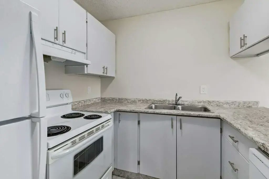 104-232 Pinehouse Drive, Saskatoon, SK, S7K 7Z9 - 33
