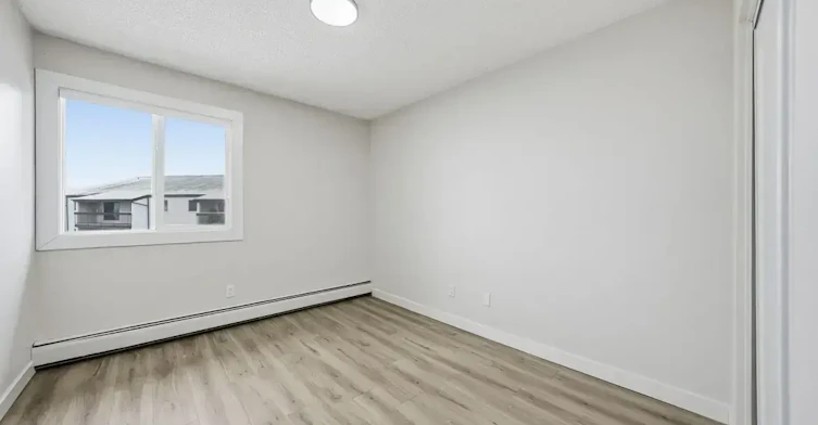 104-232 Pinehouse Drive, Saskatoon, SK, S7K 7Z9 - 12