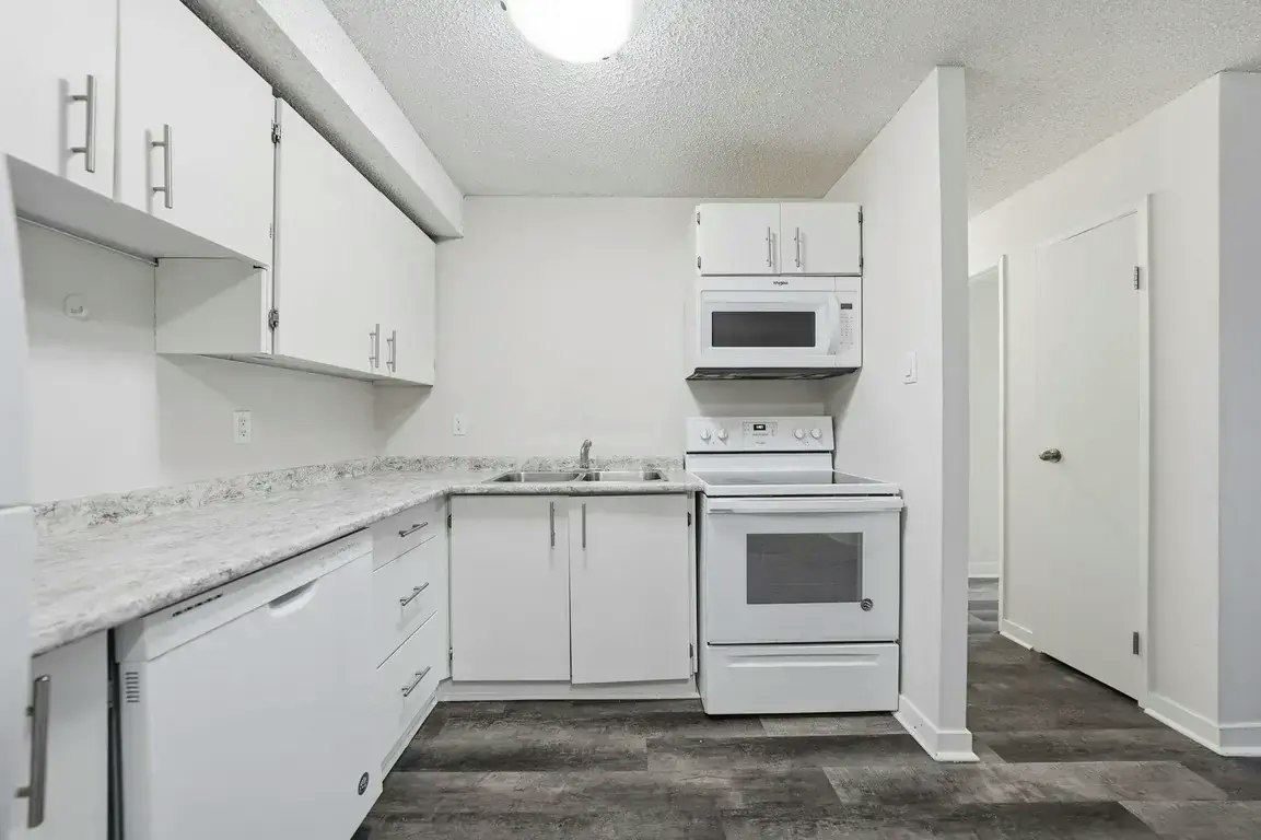 104-232 Pinehouse Drive, Saskatoon, SK, S7K 7Z9 - 20