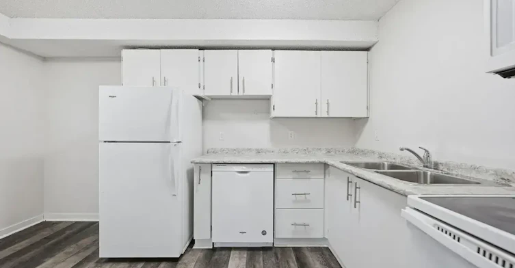201-232 Pinehouse Drive, Saskatoon, SK, S7K 7Z9 - 18