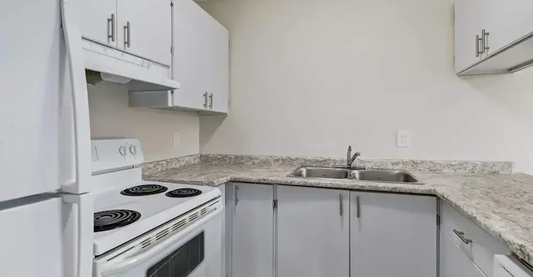 103-232 Pinehouse Drive, Saskatoon, SK, S7K 7Z9 - 33