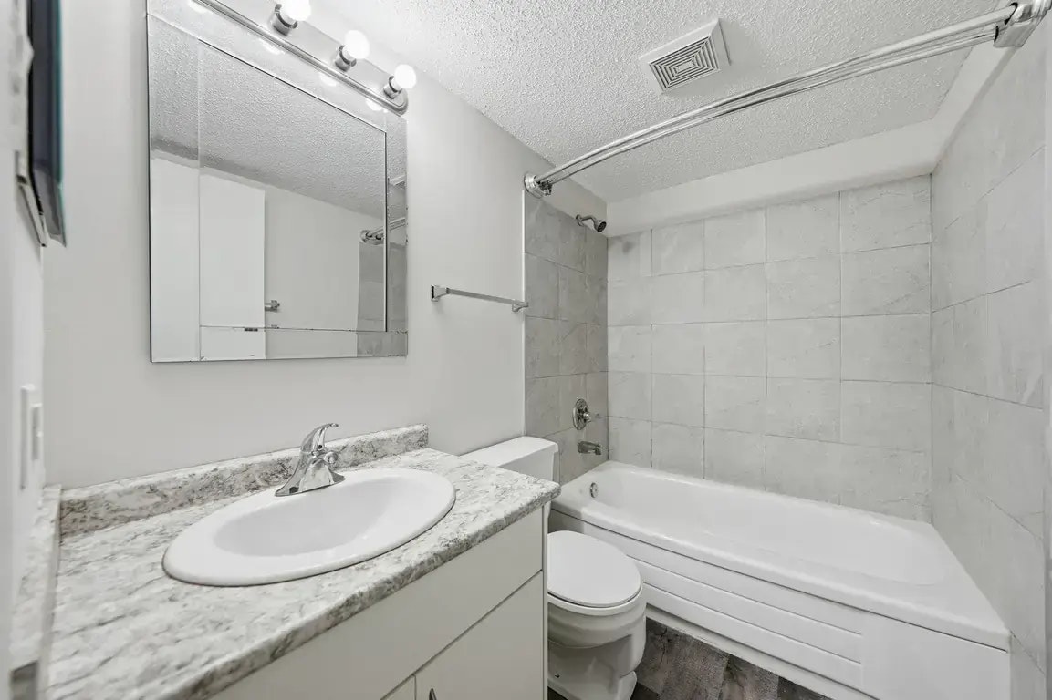 101-232 Pinehouse Drive, Saskatoon, SK, S7K 7Z9 - 16