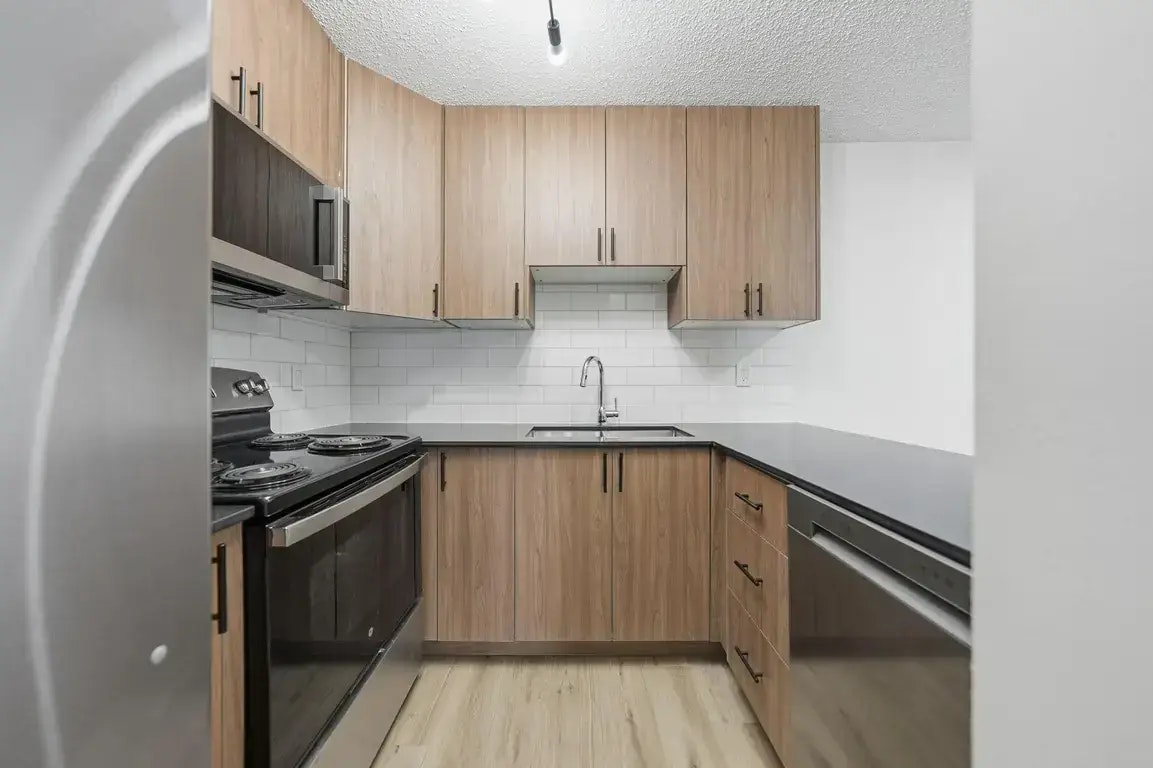 101-232 Pinehouse Drive, Saskatoon, SK, S7K 7Z9 - 4