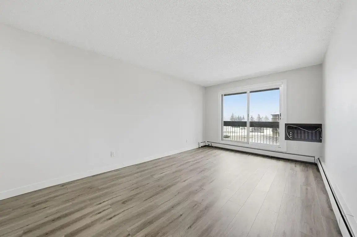 101-232 Pinehouse Drive, Saskatoon, SK, S7K 7Z9 - 9