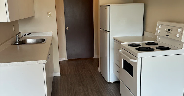 11130 57 Avenue NW, Edmonton, AB, T6H 0Z8 - 2