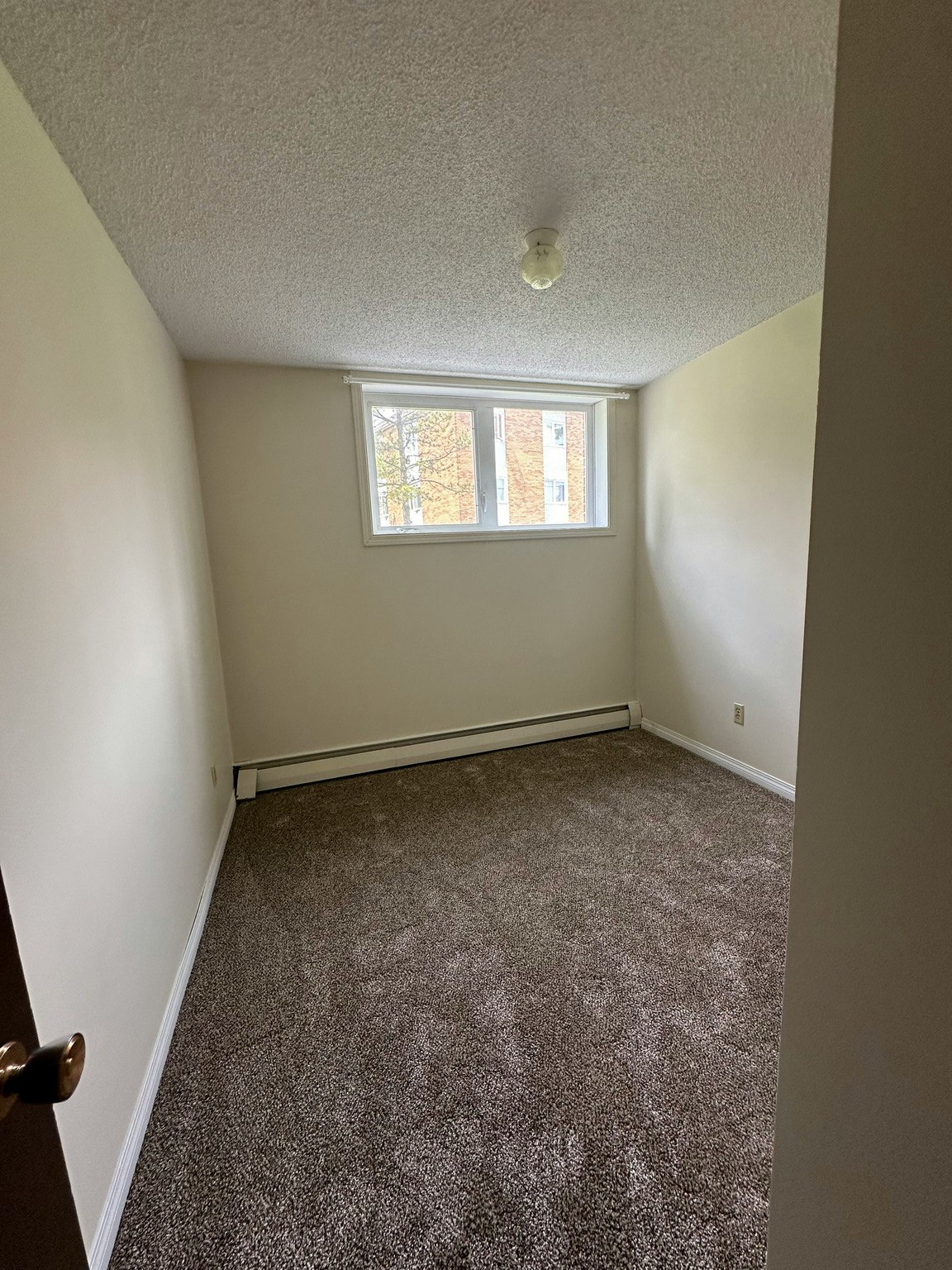 11130 57 Avenue NW, Edmonton, AB, T6H 0Z8 - 6
