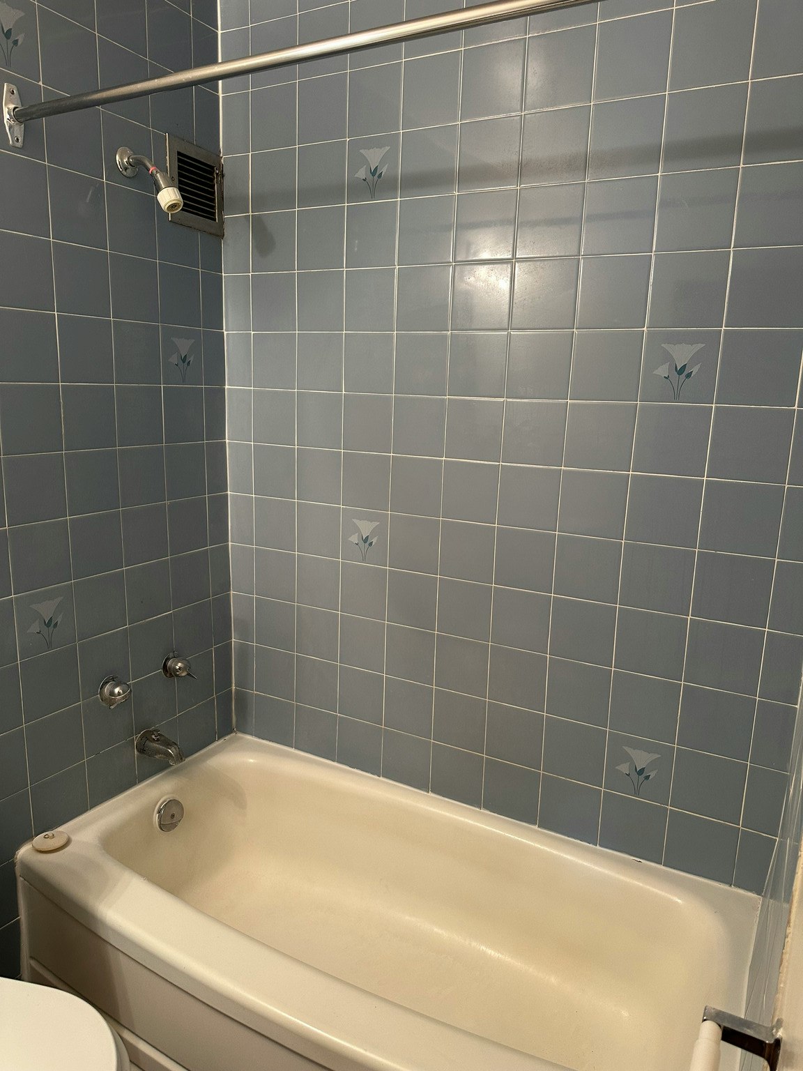 9747 104 Street, Edmonton, AB, T5K 0Y6 - 12