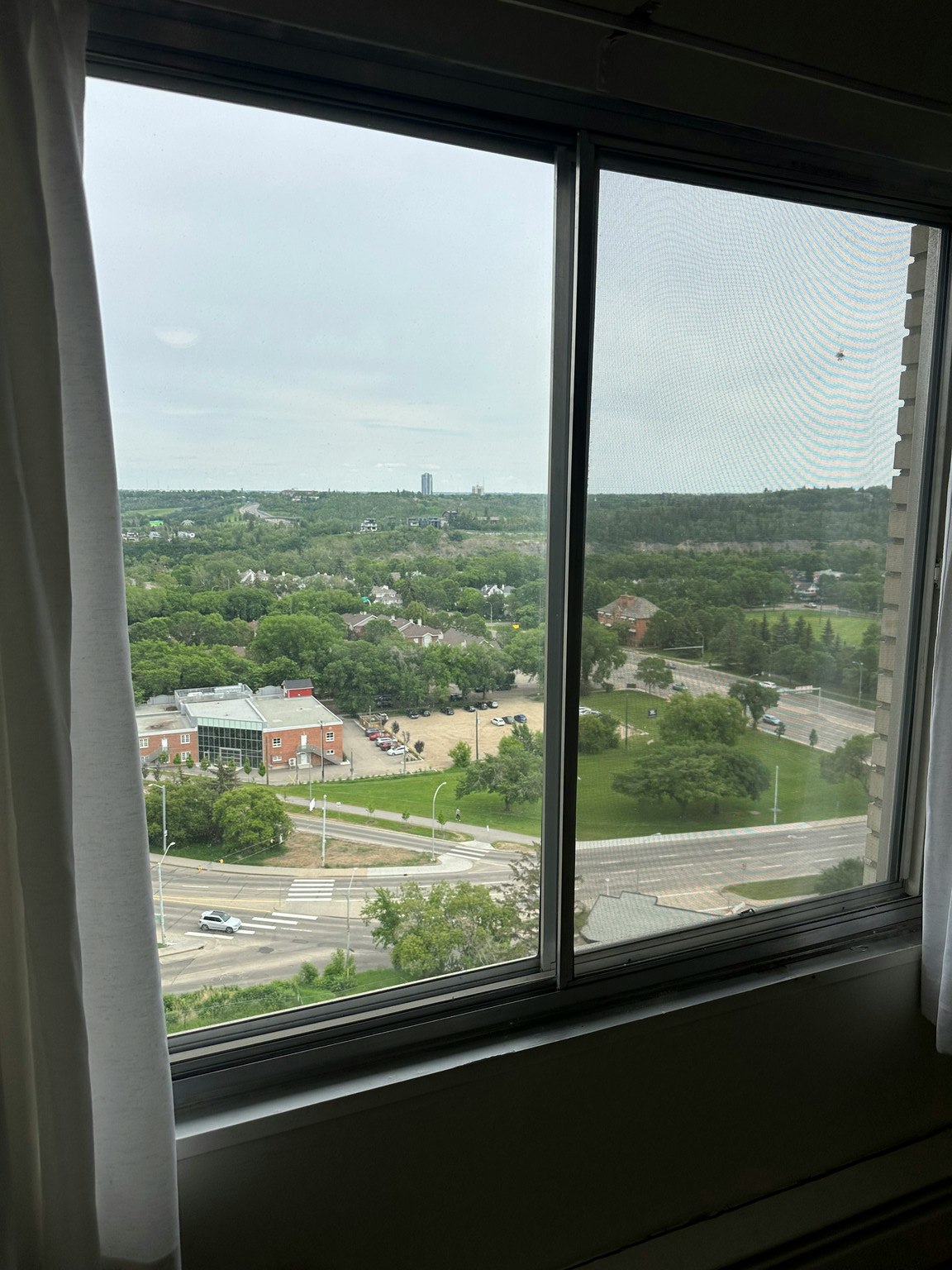 9747 104 Street, Edmonton, AB, T5K 0Y6 - 9