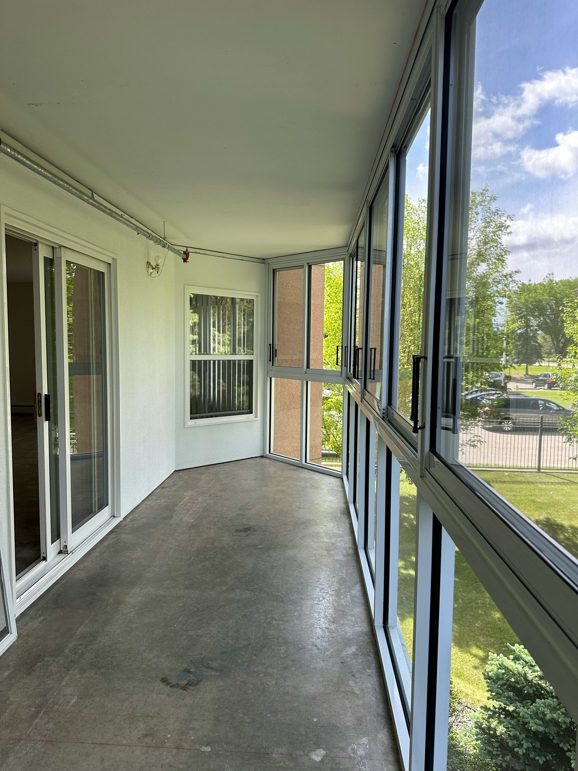 2914 109 Street Northwest, Edmonton, AB, T6J 7E8 - 3