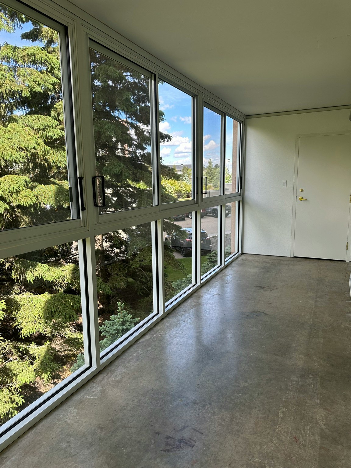 2914 109 Street Northwest, Edmonton, AB, T6J 7E8 - 4