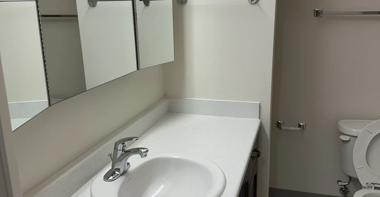 2914 109 Street Northwest, Edmonton, AB, T6J 7E8 - 7