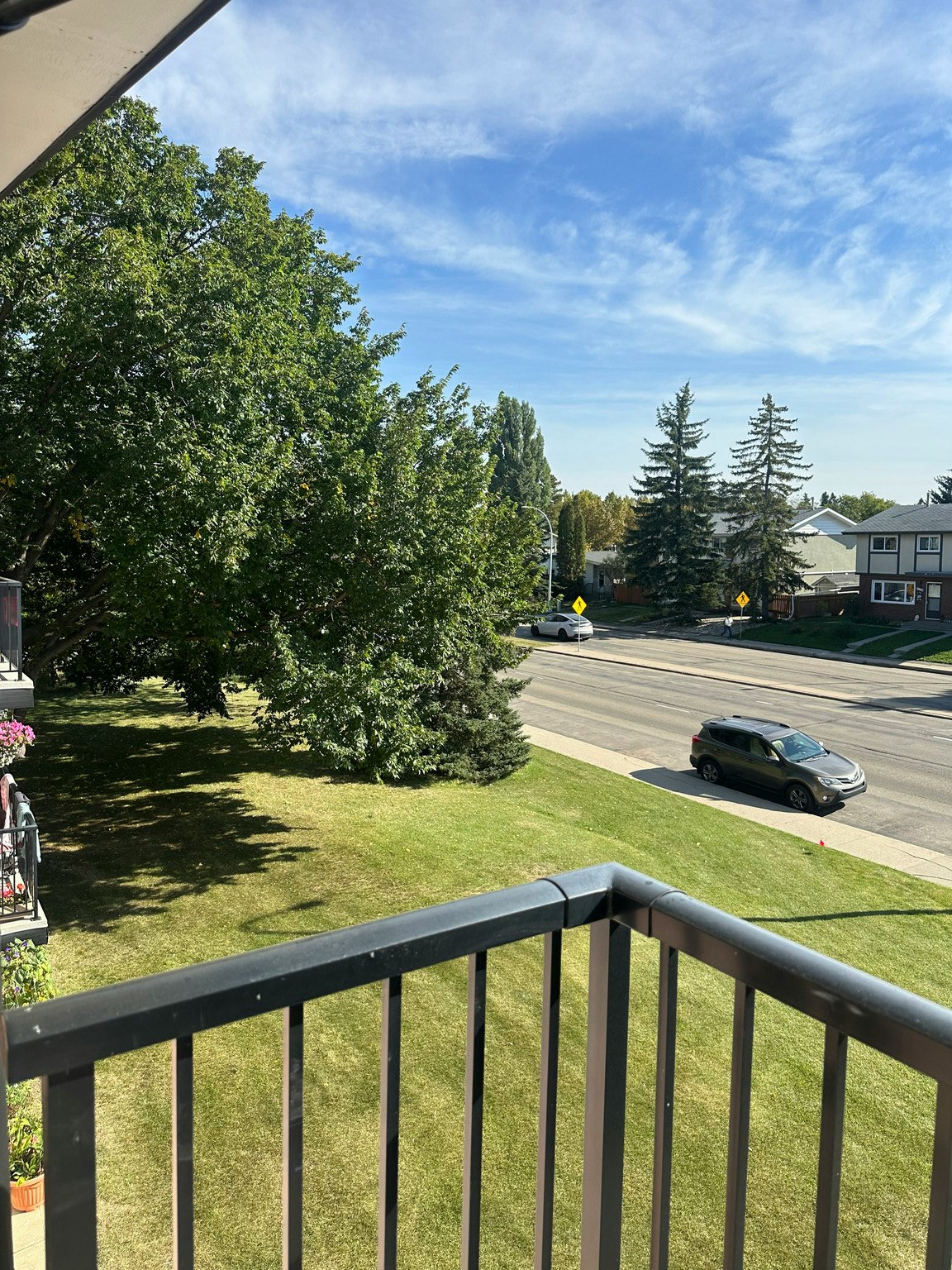 11510 40 Avenue Northwest, Edmonton, AB, T6J 0R6 - 14