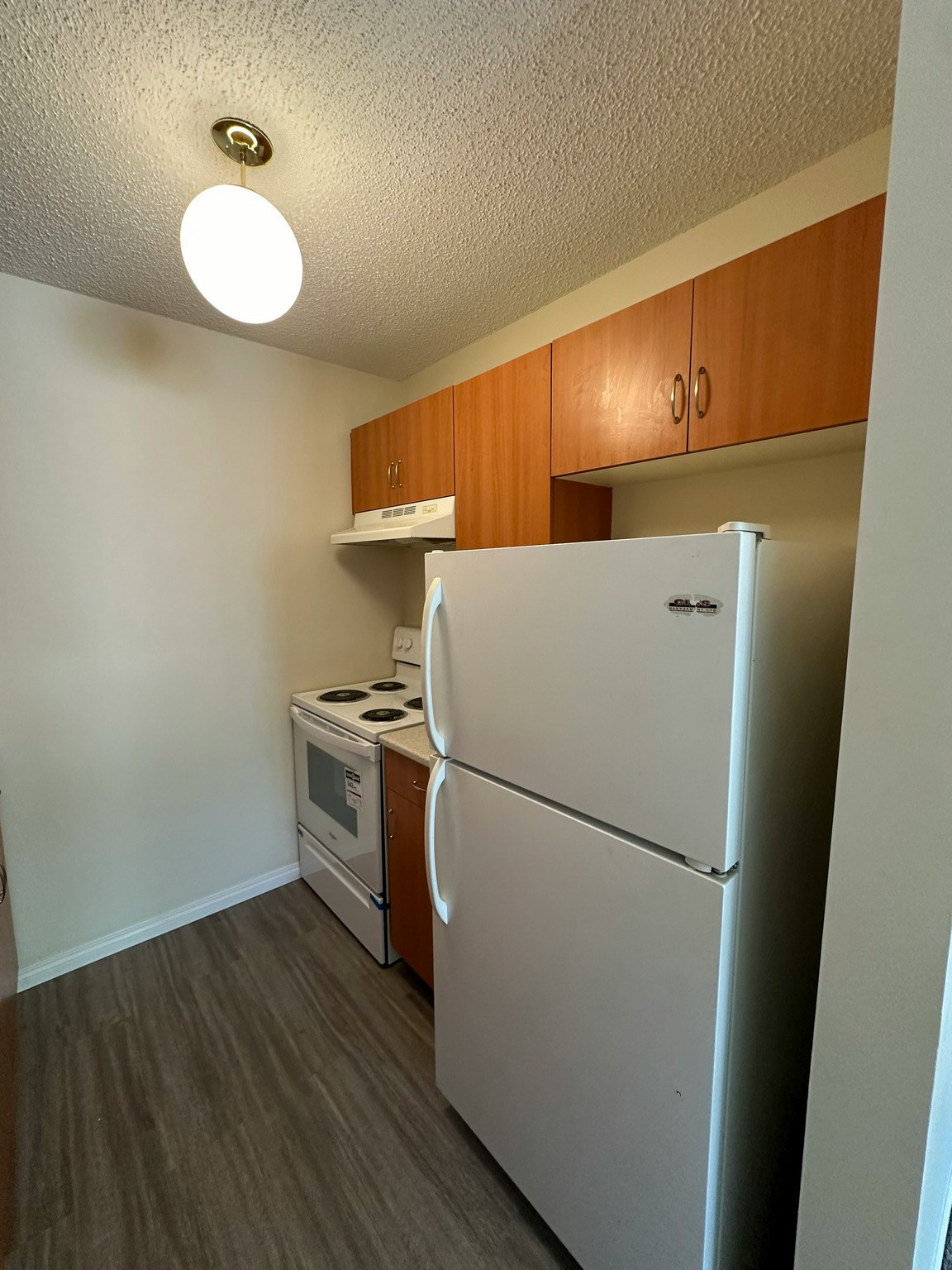 4505 137 Avenue NorthWest, Edmonton, AB, T5A 3S9 - 5