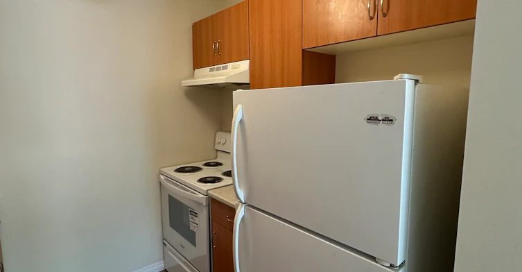 4505 137 Avenue NorthWest, Edmonton, AB, T5A 3S9 - 5