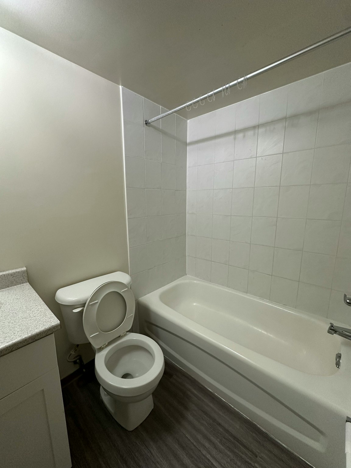 4505 137 Avenue NorthWest, Edmonton, AB, T5A 3S9 - 2