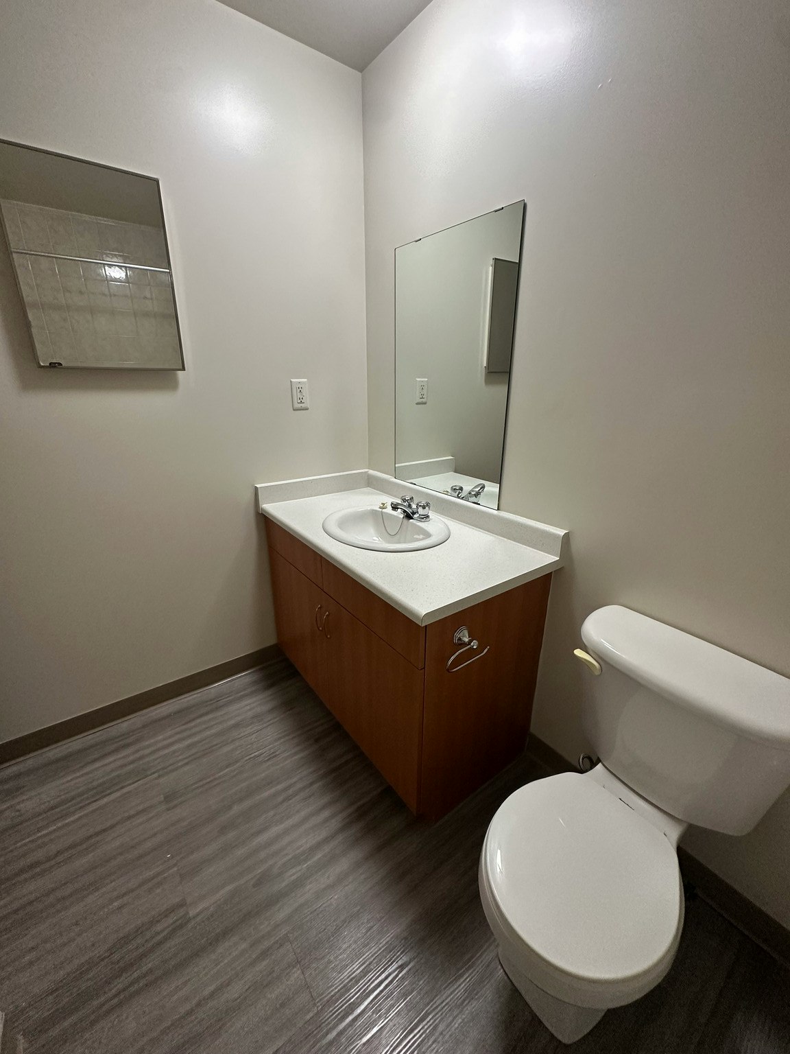 4505 137 Avenue NorthWest, Edmonton, AB, T5A 3S9 - 12