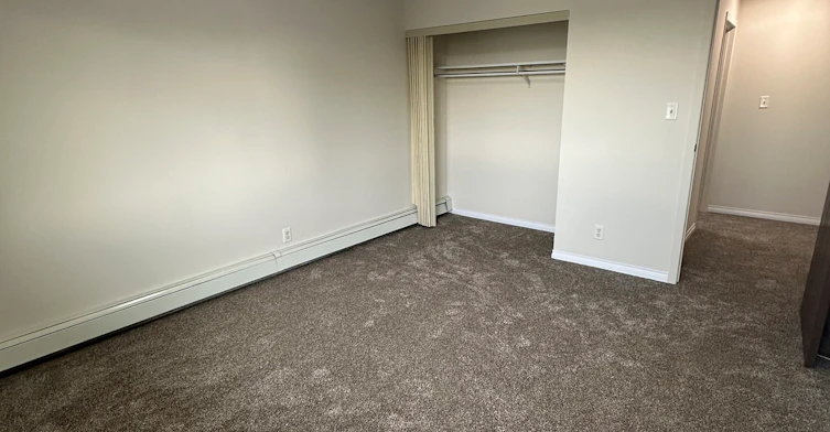 4505 137 Avenue NorthWest, Edmonton, AB, T5A 3S9 - 16