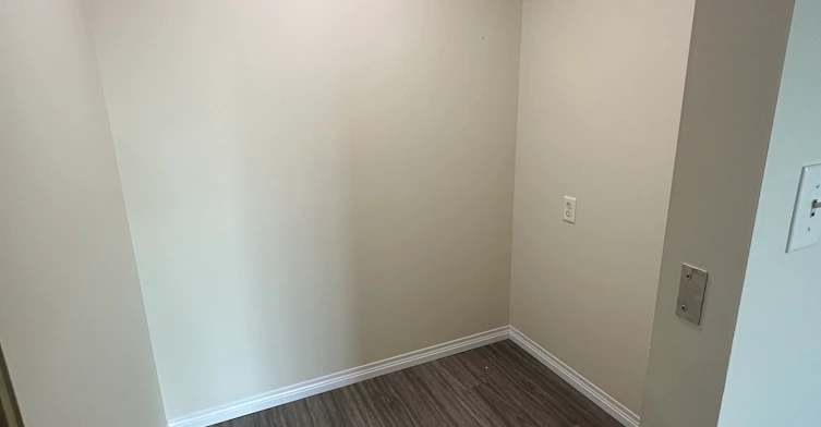 4505 137 Avenue NorthWest, Edmonton, AB, T5A 3S9 - 4