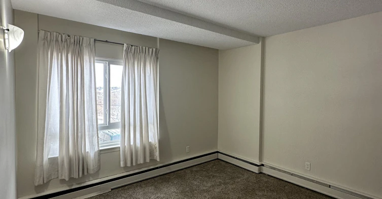 9909 Bellamy Hill Road Northwest, Edmonton, AB, T5K 2B1