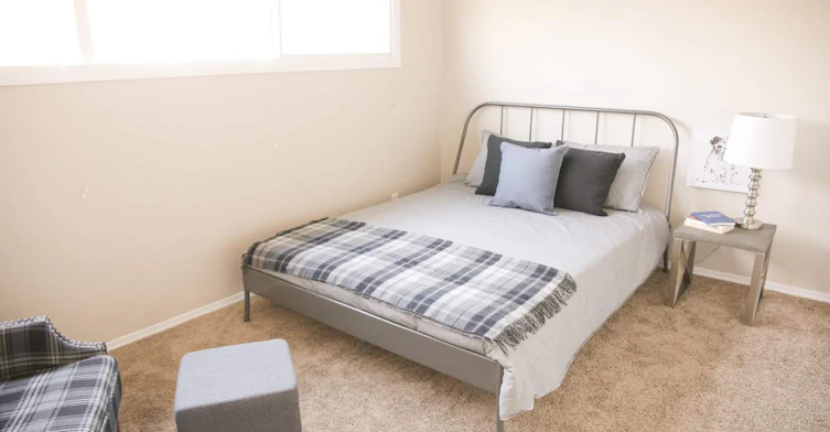 14001 135a Avenue NW, Edmonton, AB, T5L 2E6 - 9
