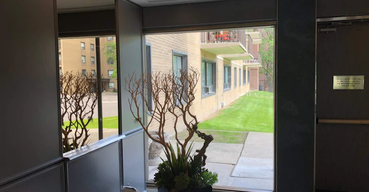 980 Lawrence Avenue E, Toronto, ON, M3C 1R2 - 26