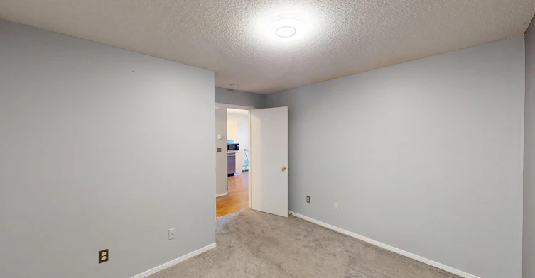 1717 60 Street SE, Calgary, AB, T2A 7Y7 - 6