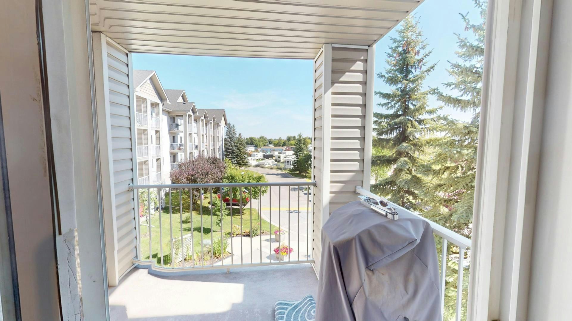 1717 60 Street SE, Calgary, AB, T2A 7Y7 - 8