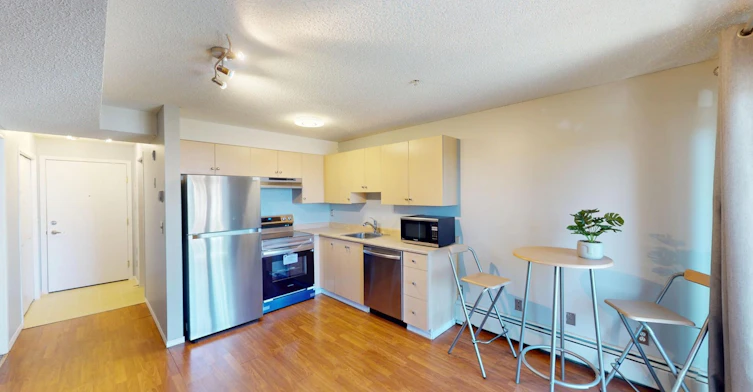 1717 60 Street SE, Calgary, AB, T2A 7Y7 - 2