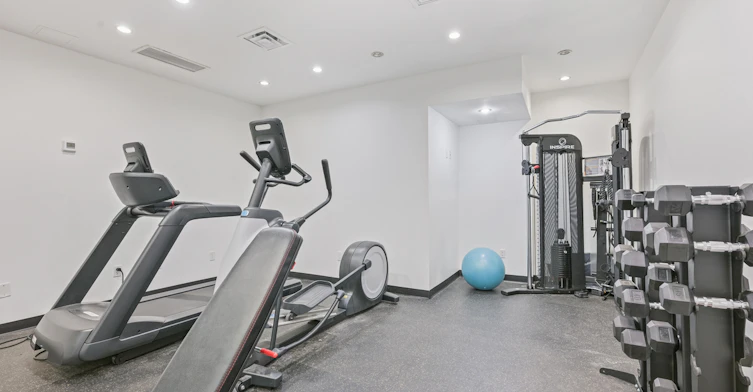0405-3443 Bathurst Street, Toronto, ON, M6A 2C3 - 12