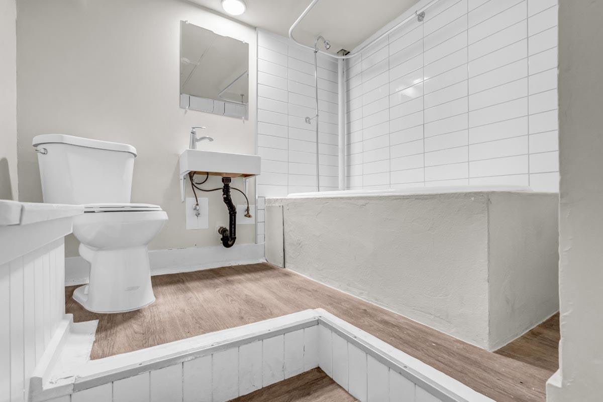 206-1086 Bute Street, Vancouver, BC, V6E 1Z5 - 8