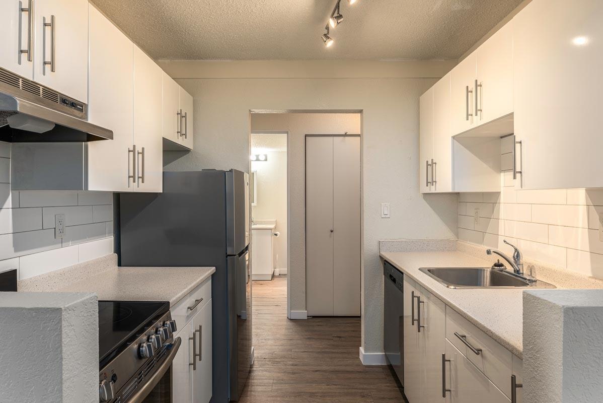 302-2600 Highland Boulevard, Nanaimo, BC, V9S 5G1 - 2