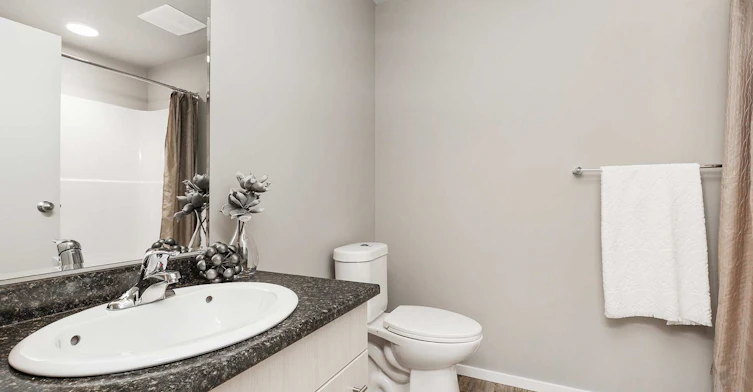 1264 29th Street N, Lethbridge, AB, T1H 7H5 - 12