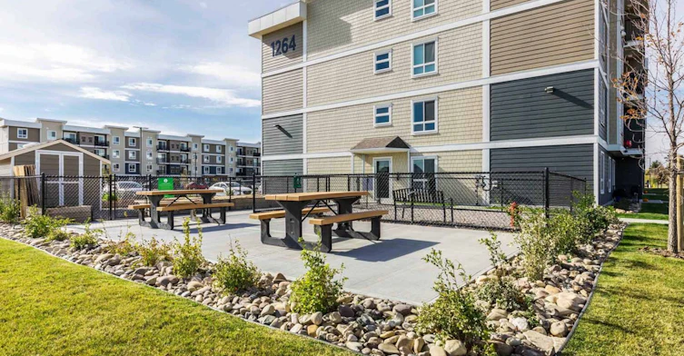 1264 29th Street N, Lethbridge, AB, T1H 7H5 - 16