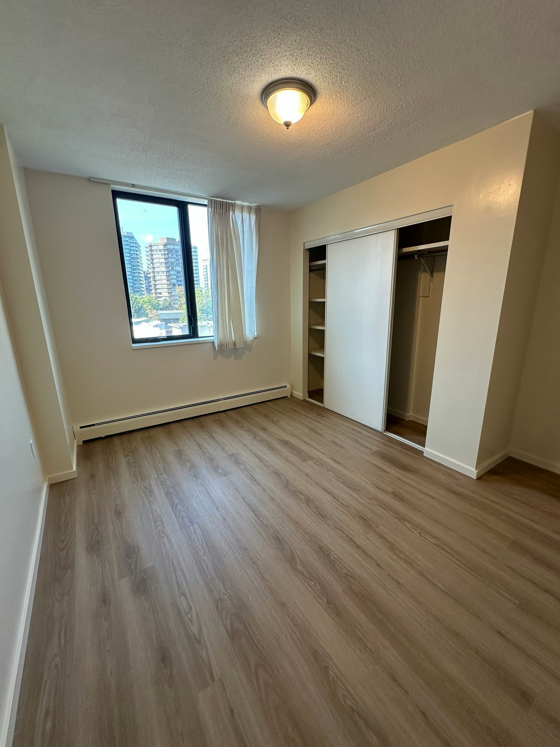 1644 Nelson Street, Vancouver, BC, V6G 2Y9 - 11