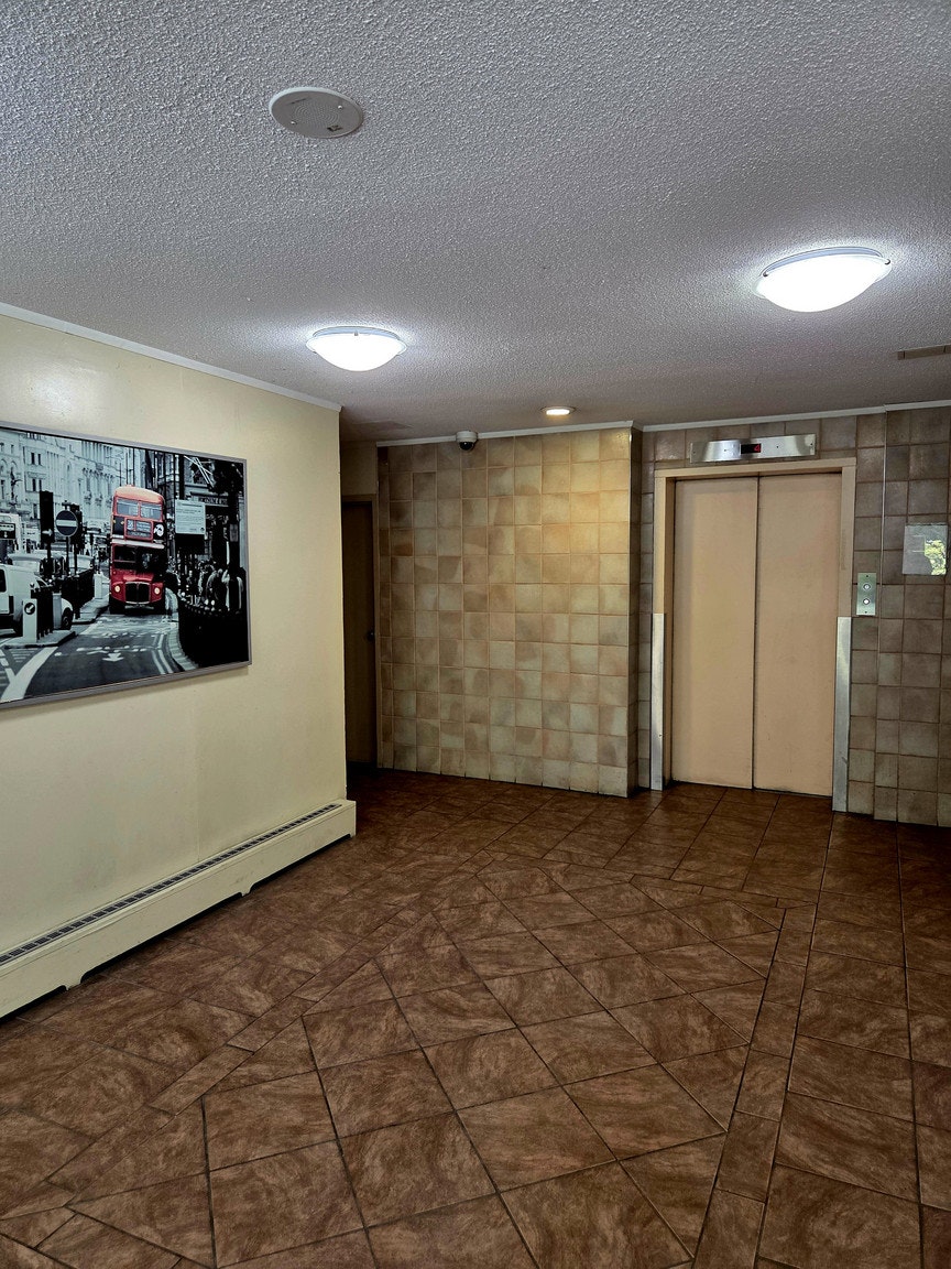 1644 Nelson Street, Vancouver, BC, V6G 2Y9 - 2