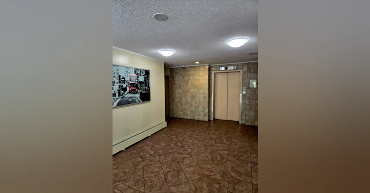 1644 Nelson Street, Vancouver, BC, V6G 2Y9 - 2