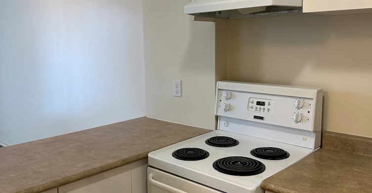 1644 Nelson Street, Vancouver, BC, V6G 2Y9 - 4