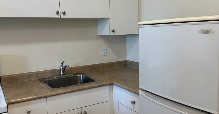 1644 Nelson Street, Vancouver, BC, V6G 2Y9 - 3