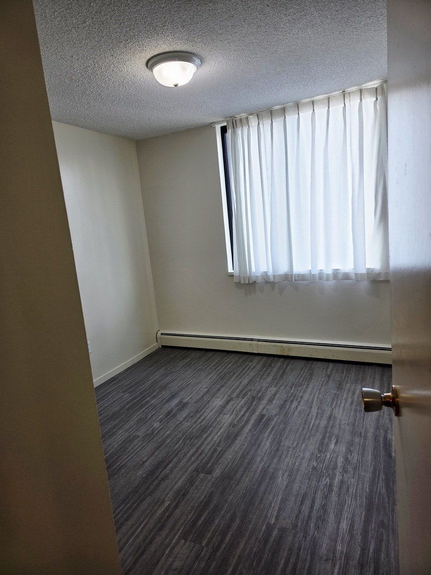 1644 Nelson Street, Vancouver, BC, V6G 2Y9 - 5