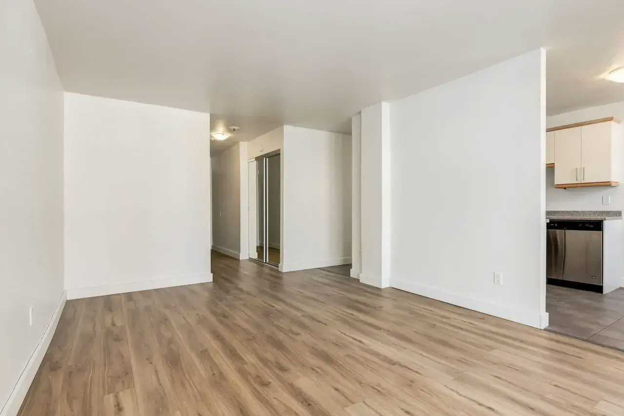 102-604 14 Avenue SW, Calgary, AB, T2R 0M8 - 8