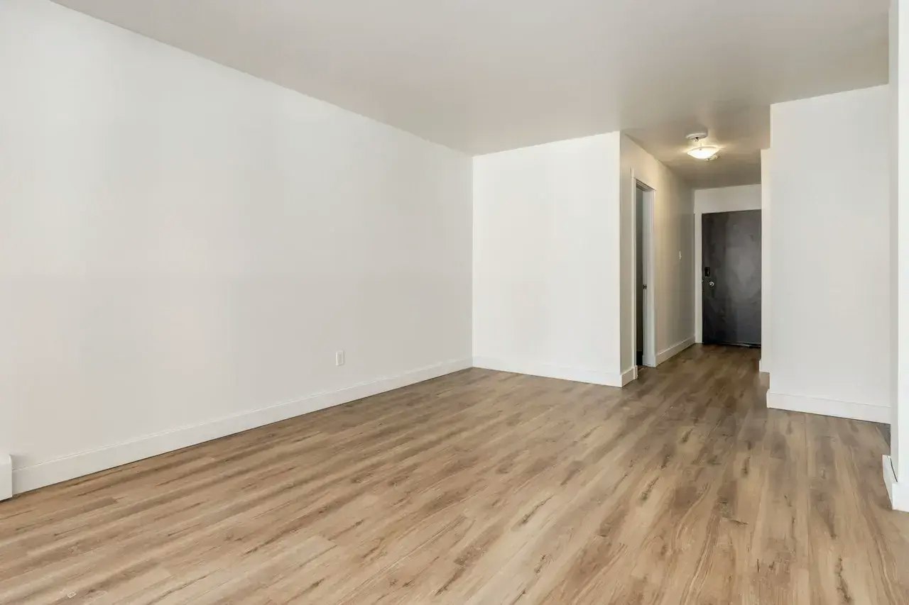 102-604 14 Avenue SW, Calgary, AB, T2R 0M8 - 9