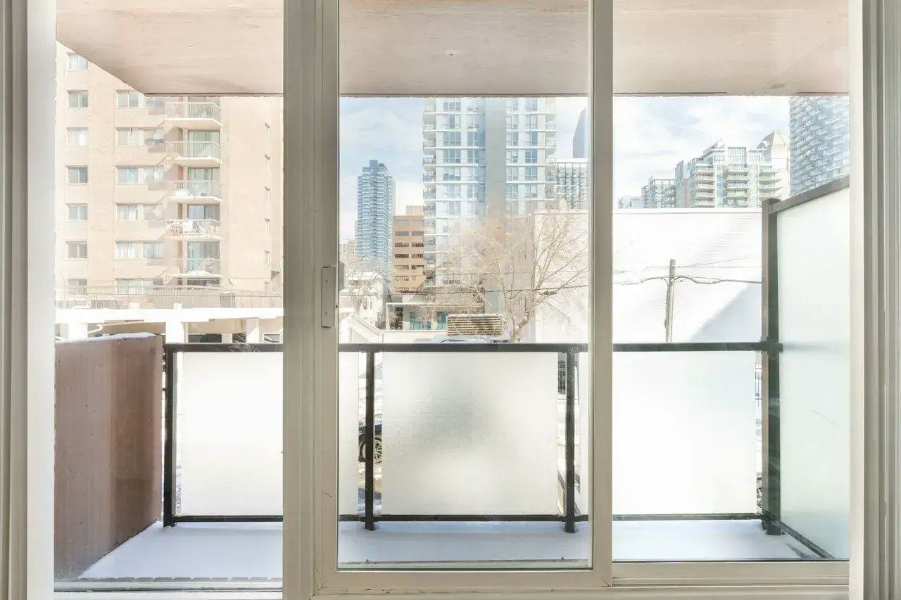 102-604 14 Avenue SW, Calgary, AB, T2R 0M8 - 21