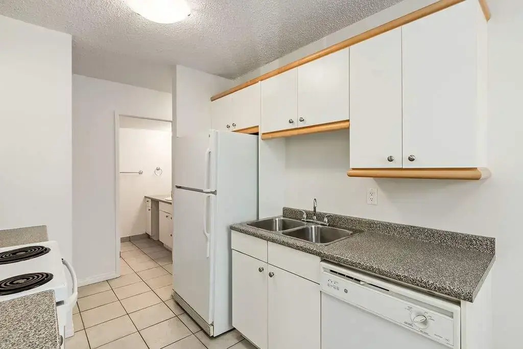 102-604 14 Avenue SW, Calgary, AB, T2R 0M8 - 55