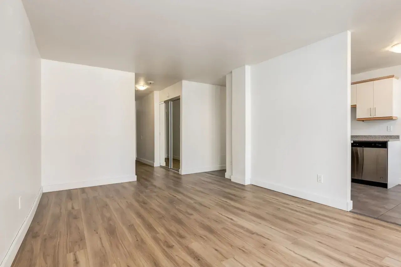 102-604 14 Avenue SW, Calgary, AB, T2R 0M8 - 18