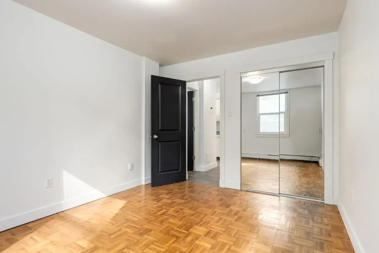 102-604 14 Avenue SW, Calgary, AB, T2R 0M8 - 26