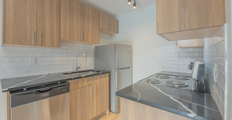 102-604 14 Avenue SW, Calgary, AB, T2R 0M8 - 32